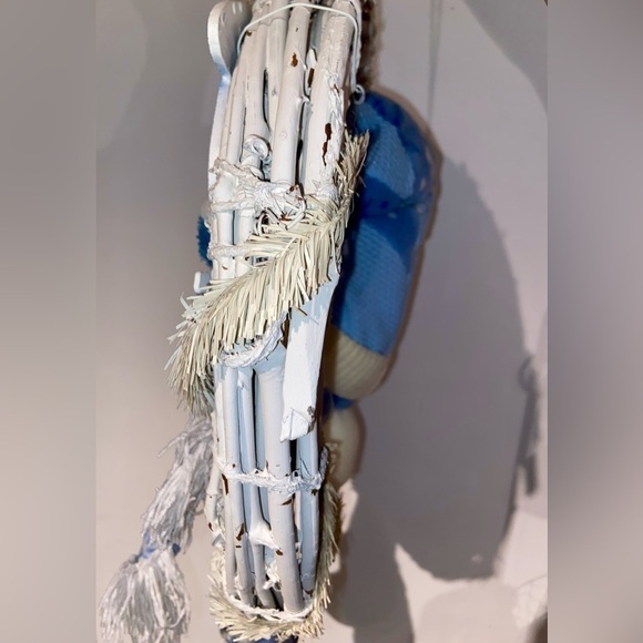 3/75$ Christmas white&blue‎ wicker Door Wreath with Stuffed SnowMan - Picture 6 of 13